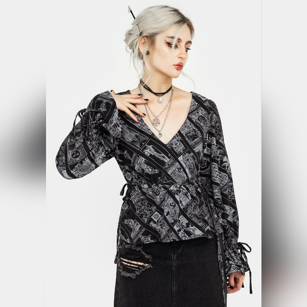 Disturbia Cartomancy Top